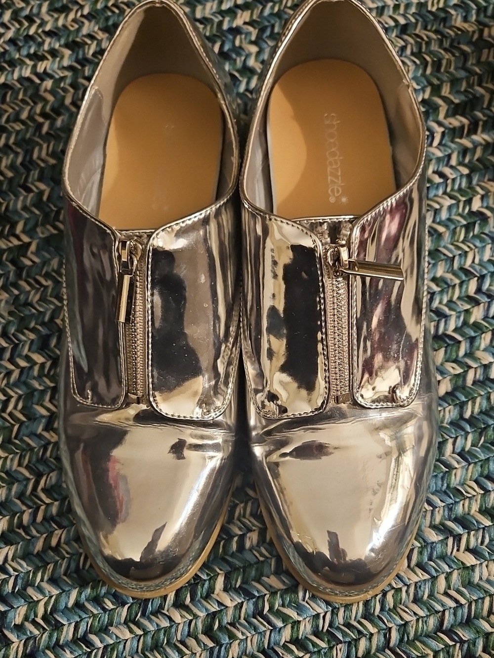 Shoe Dazzle Metallic Silver Slip-Ons